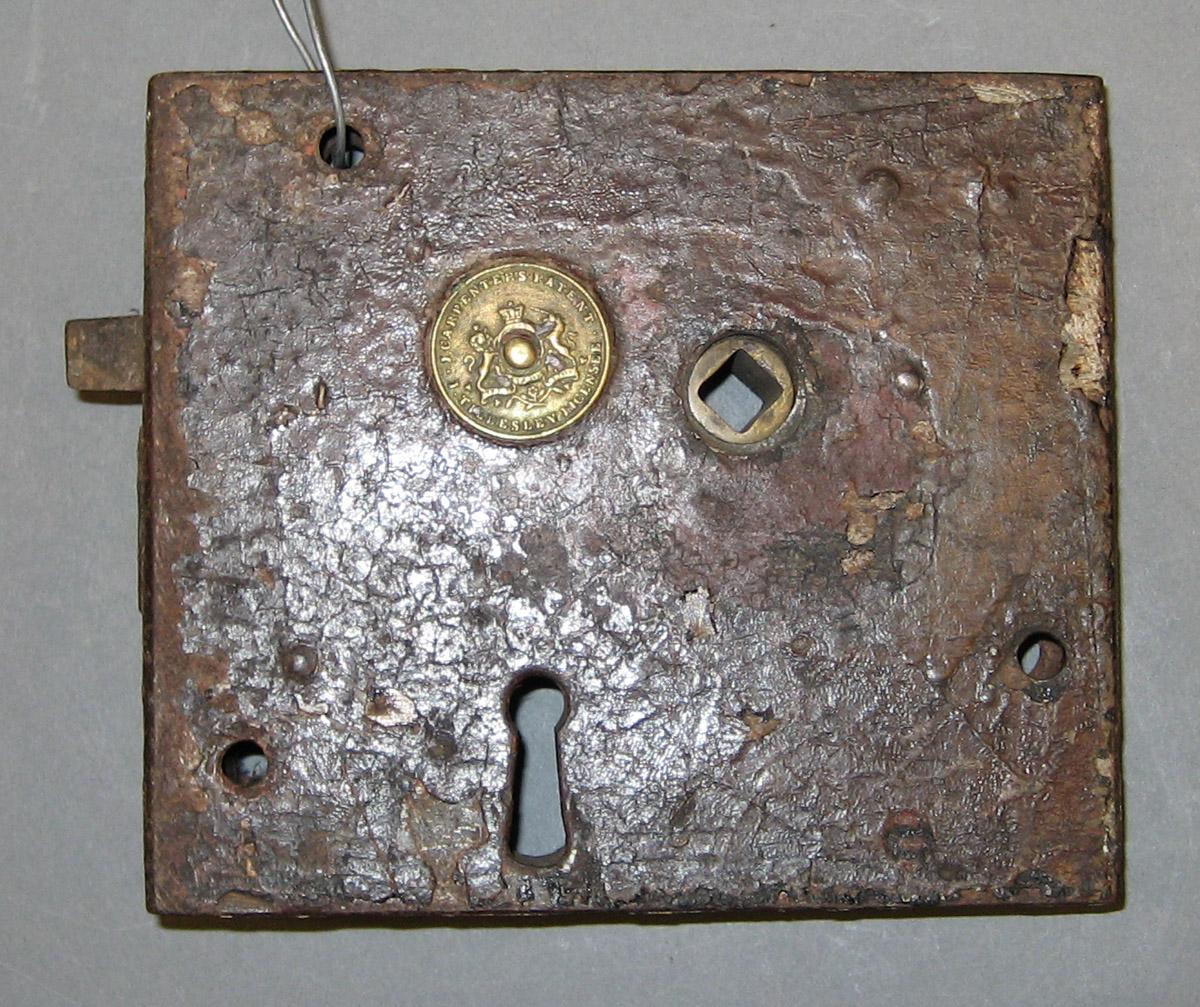 1982.0186 A Lock