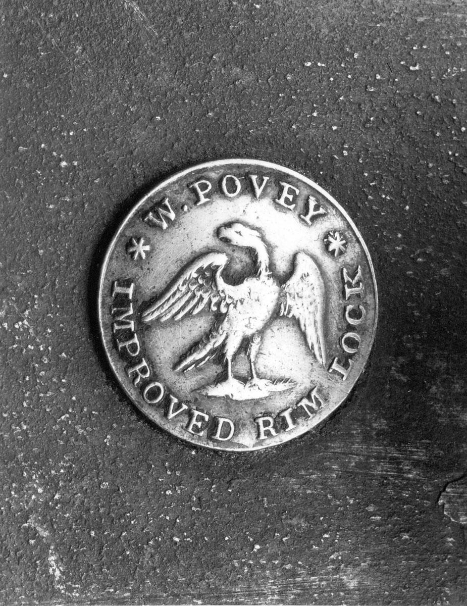 1982.0188 Lock mark