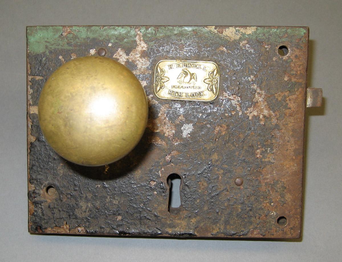 1982.0189 Lock