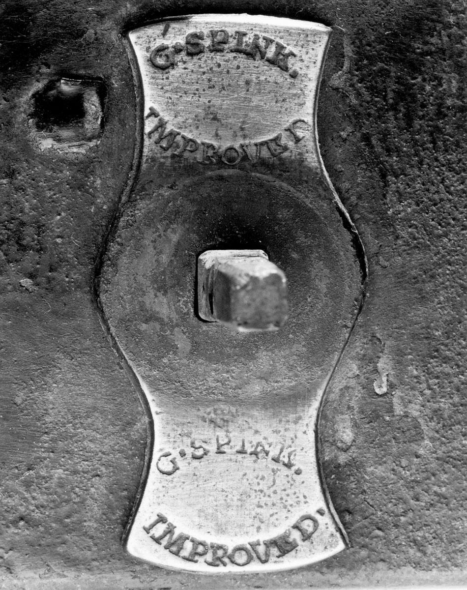 1982.0194 Lock, maker's mark