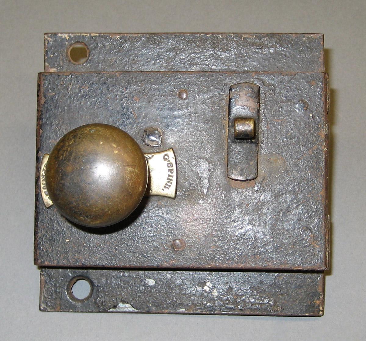 1982.0194 Lock