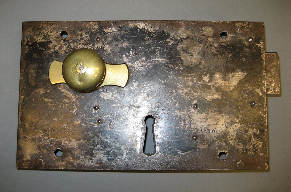 1982.0201 A Lock
