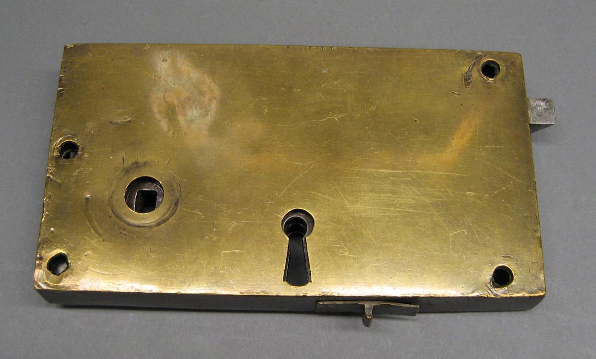 1982.0207 Lock