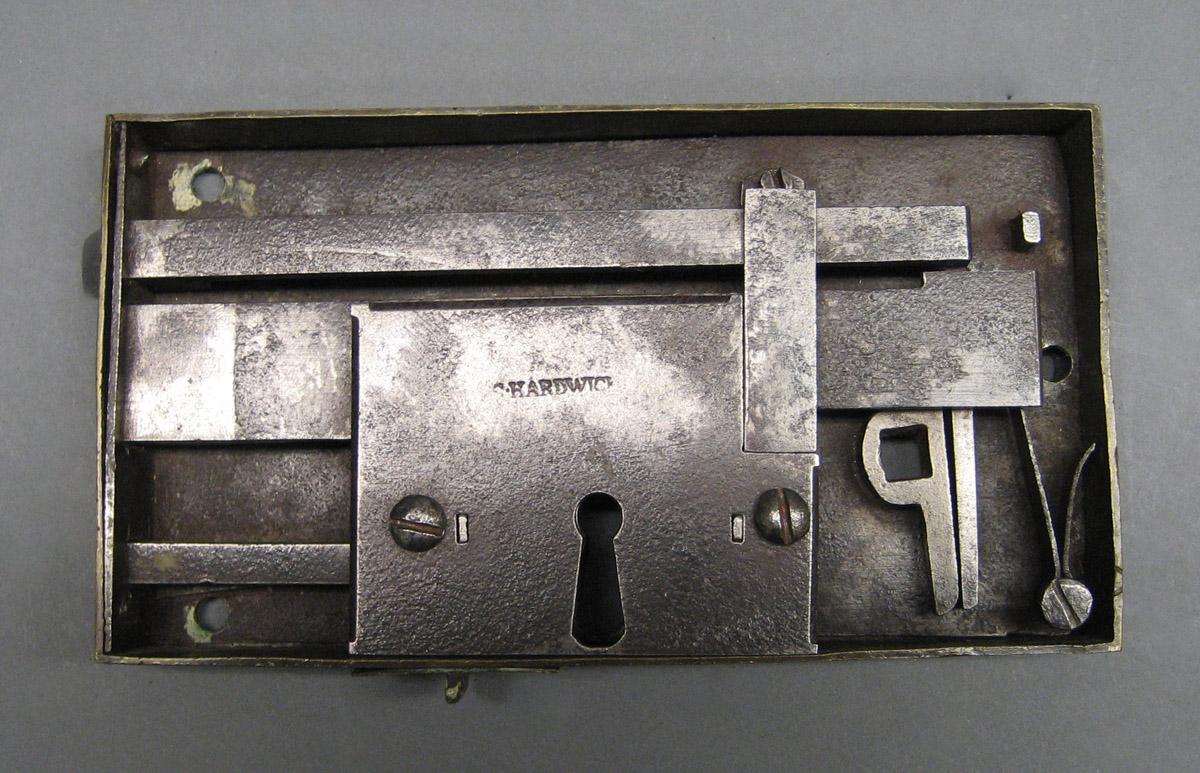 1982.0207 Lock (reverse)