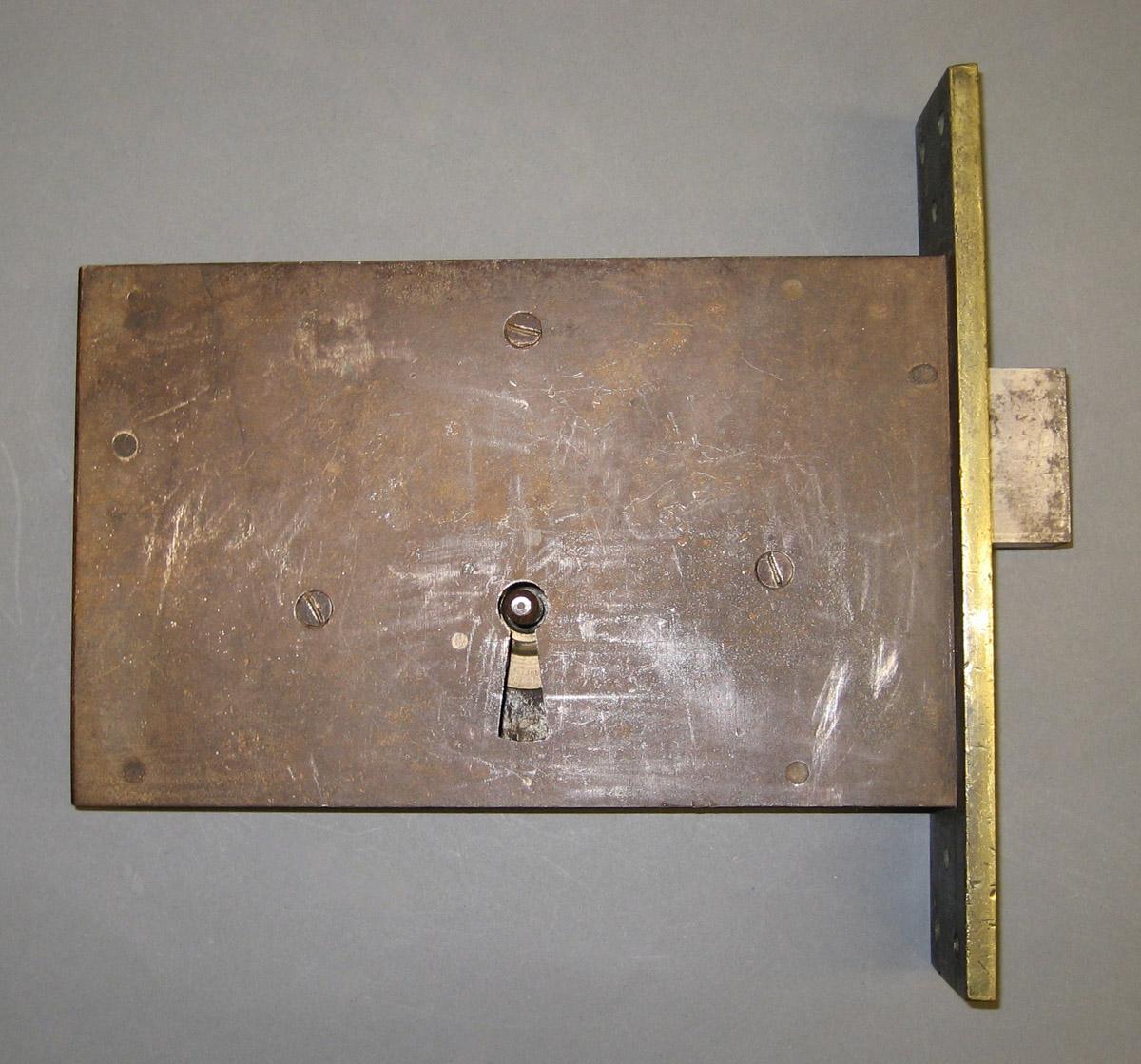 1982.0210 A Lock