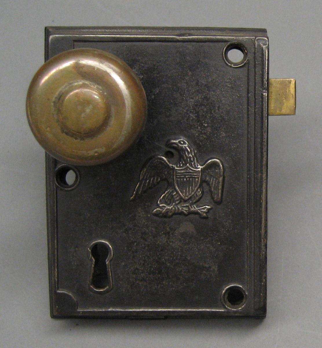 1982.0211 A Lock