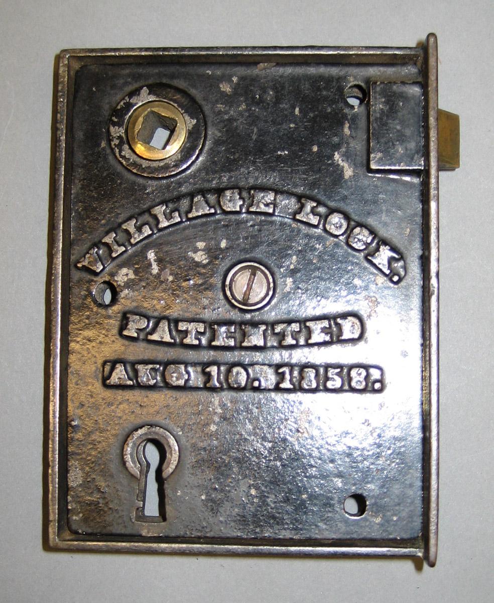 1982.0215 (back) Lock