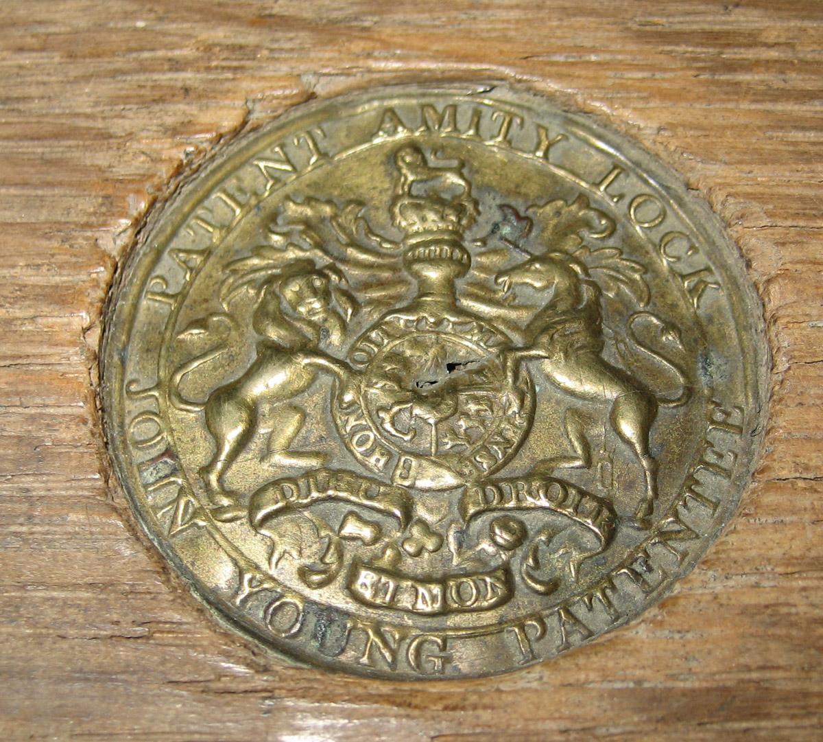 1982.0217 Lock (mark)
