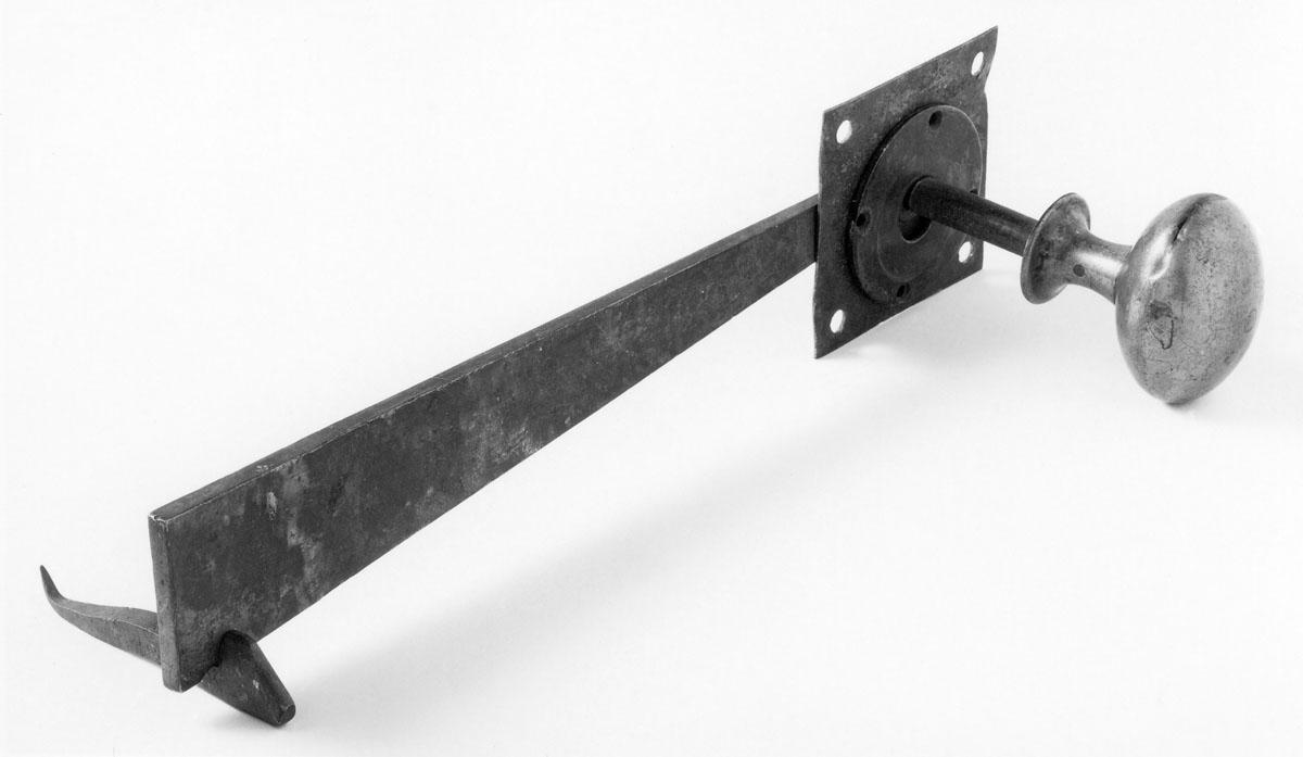 1982.0221 Latch