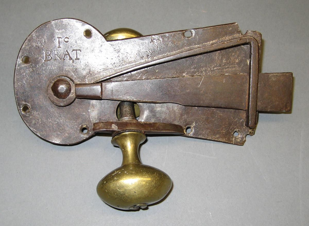 1982.0225 (back) Plate Latch