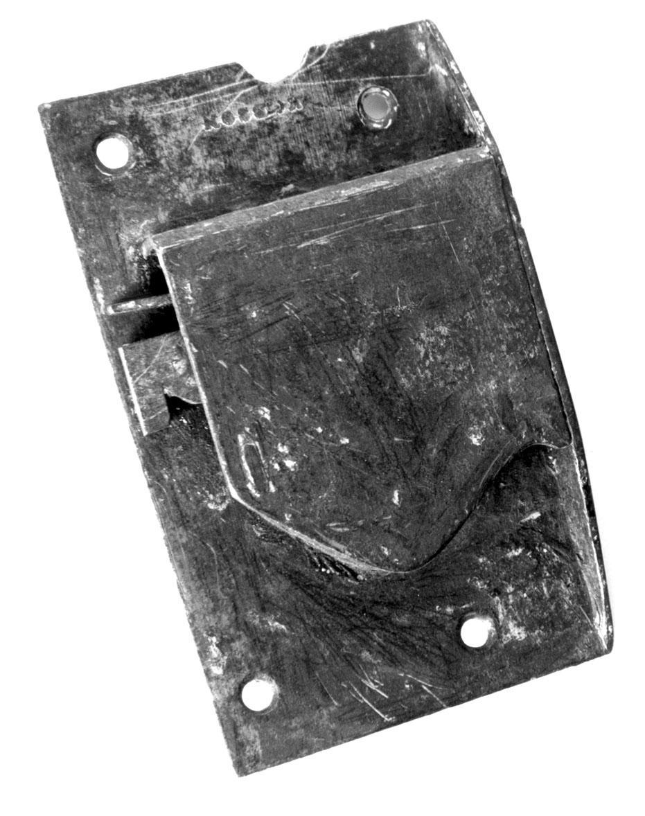 1982.0227 Cabinet lock, front