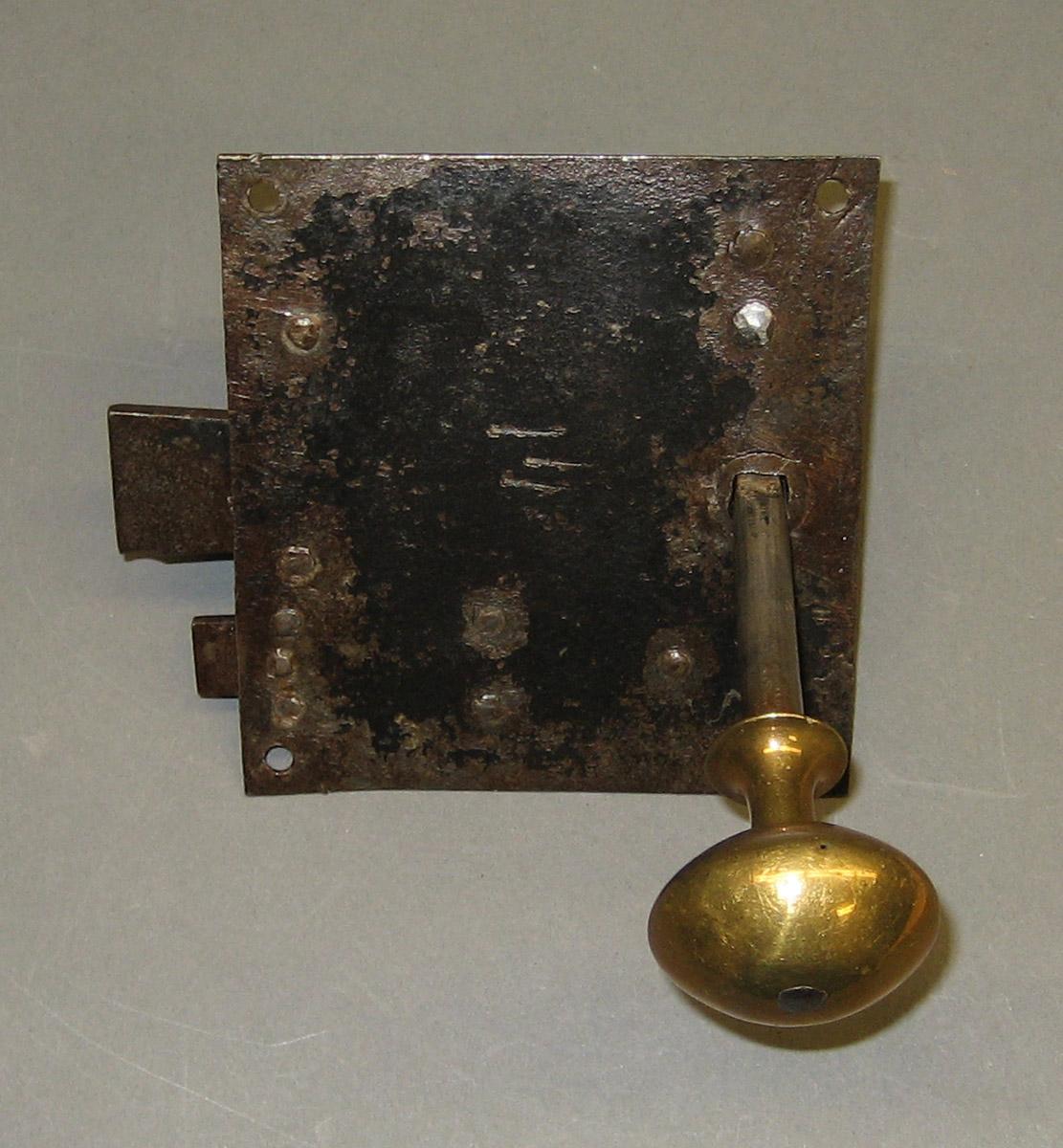 1982.0228 Plate Latch