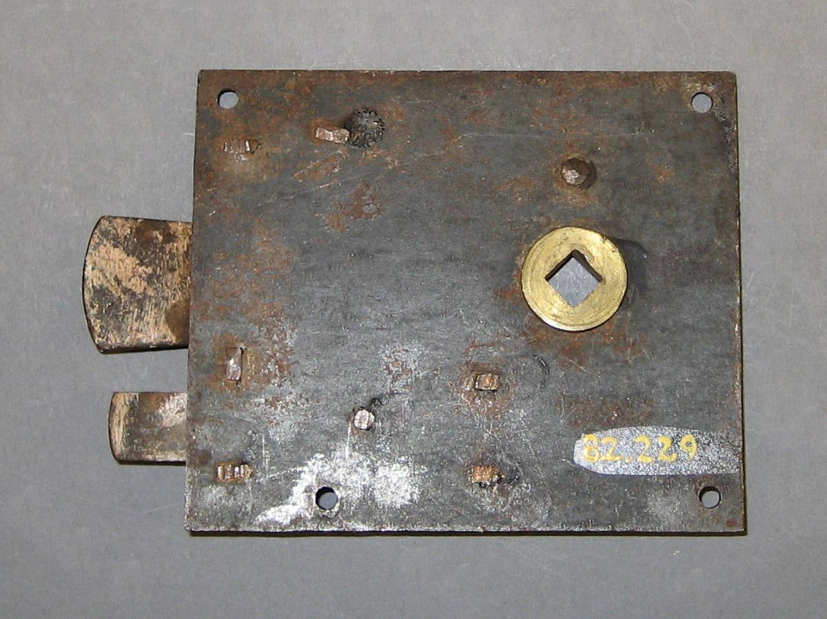 1982.0229 Latch
