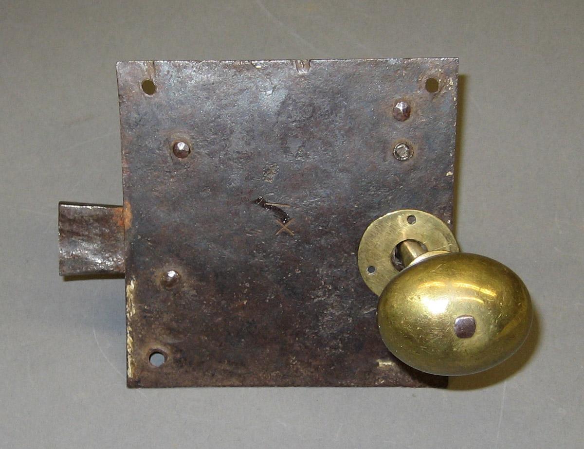 1982.0233 Latch