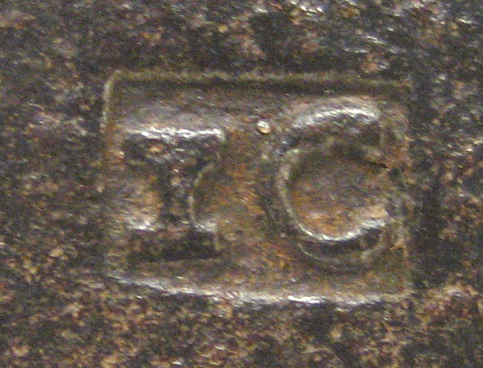 1982.0239 Door handle (mark)
