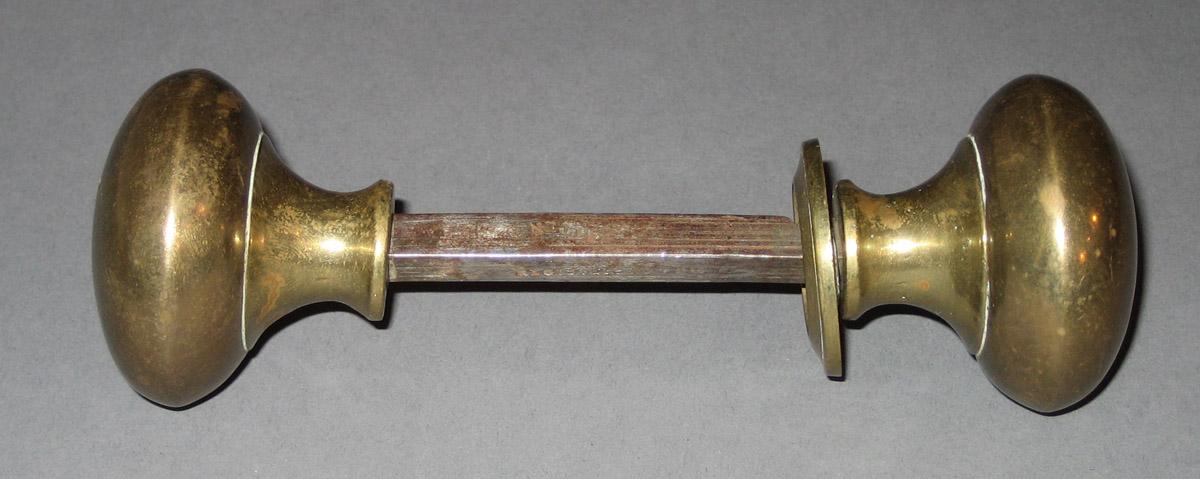 1982.0242 Door knob