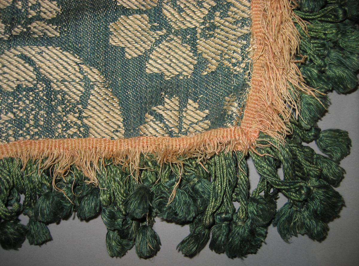 1957.1365 Window Hangings fringe detail