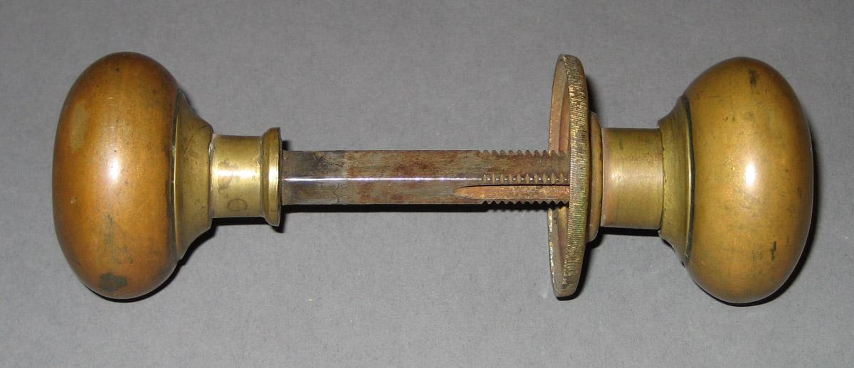 1982.0243 Door knob