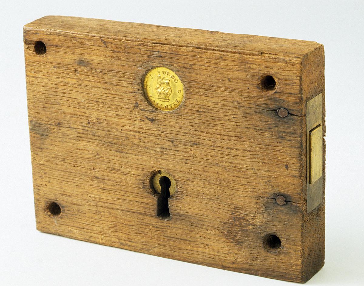 1982.0267 Door Lock