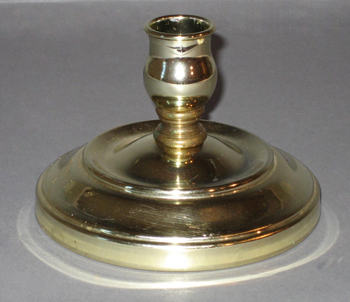 1982.0270 Candlestick