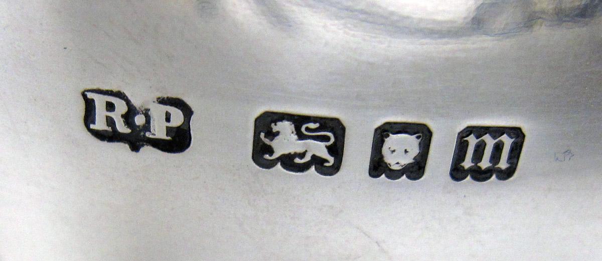 1982.0272.001 Silver Teapot marks