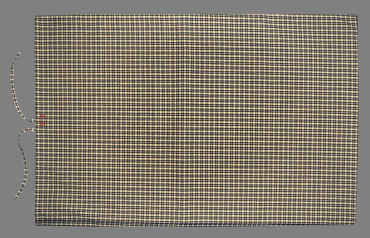 1982.0507.002 Pillow Cover