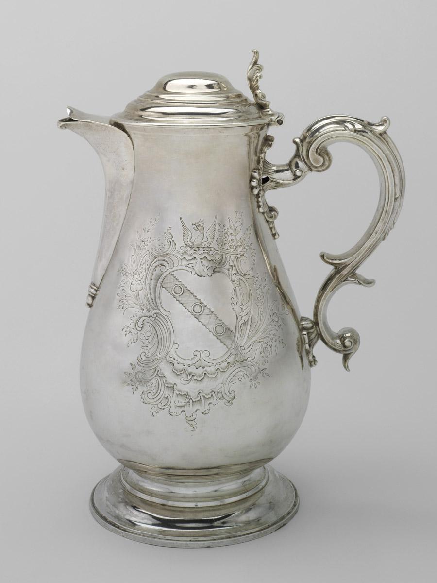 2011.0050 Pitcher, Ewer