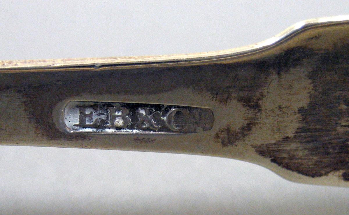 1957.1373 Silver Tongs mark 1
