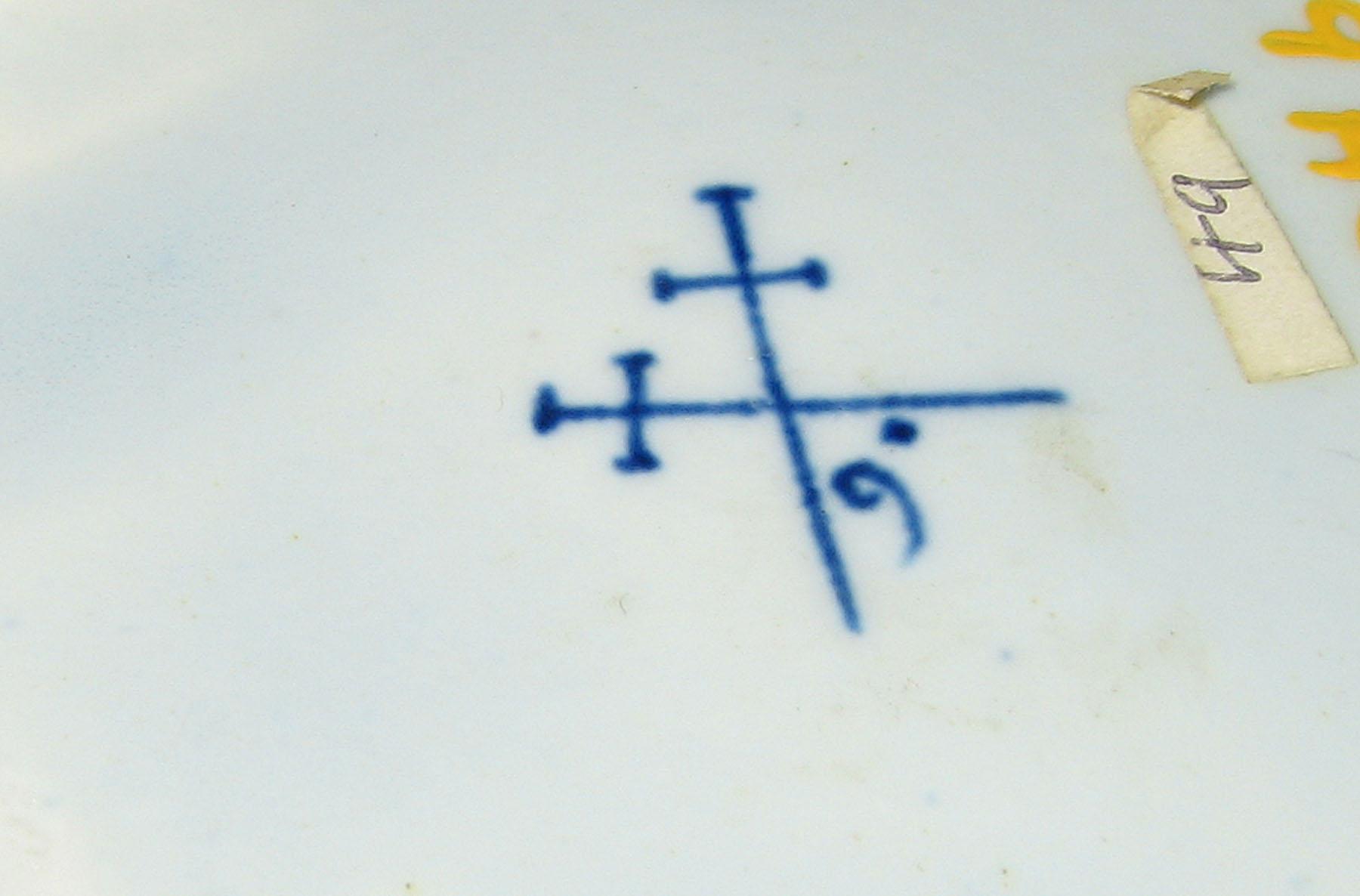 1983.0024 B Saucer (mark)