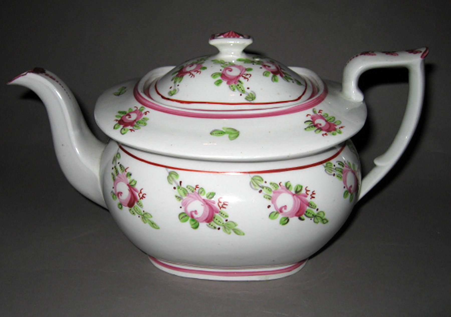 1983.0039.001 A, B Teapot