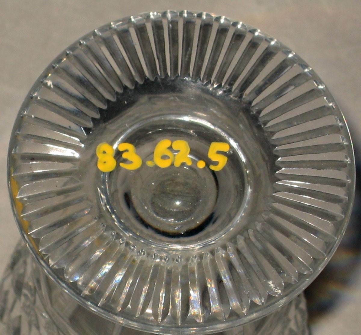 1983.0062.005 Glass jelly glass (underside)