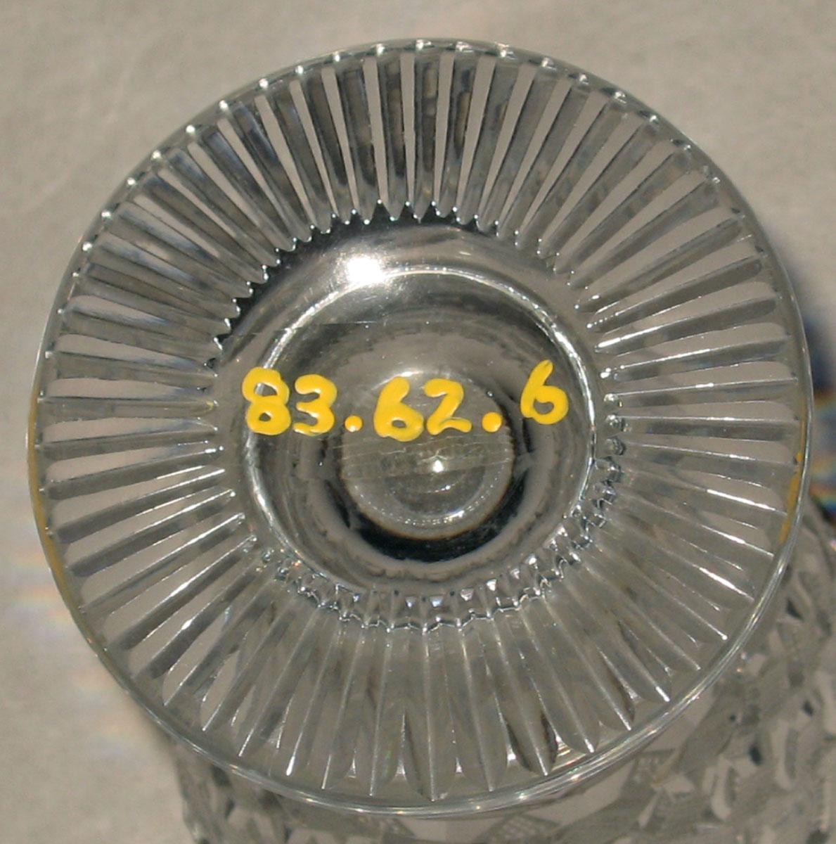 1983.0062.006 Colorless glass jelly glass (underside)