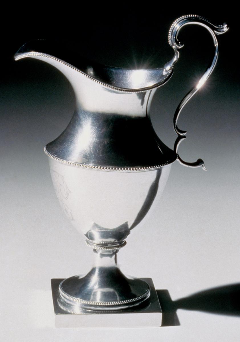 1983.0086 Cream Pot, Cream Jug, view 1