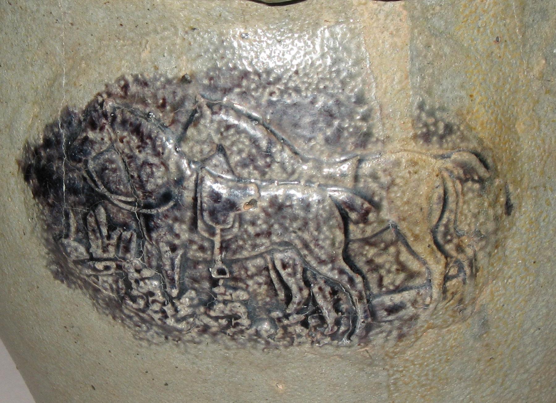 1983.0100 Flowerpot (detail 1)