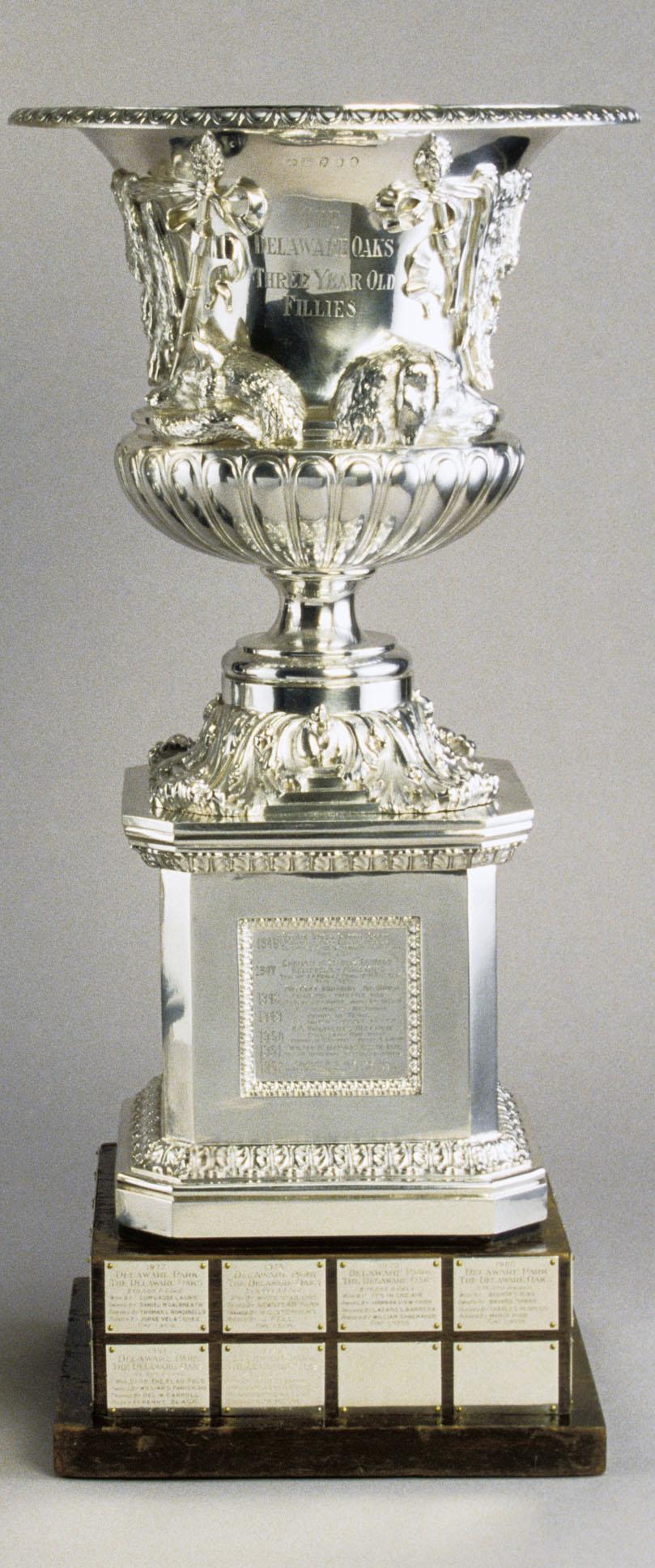 1983.0115 A-C Trophy, view 1