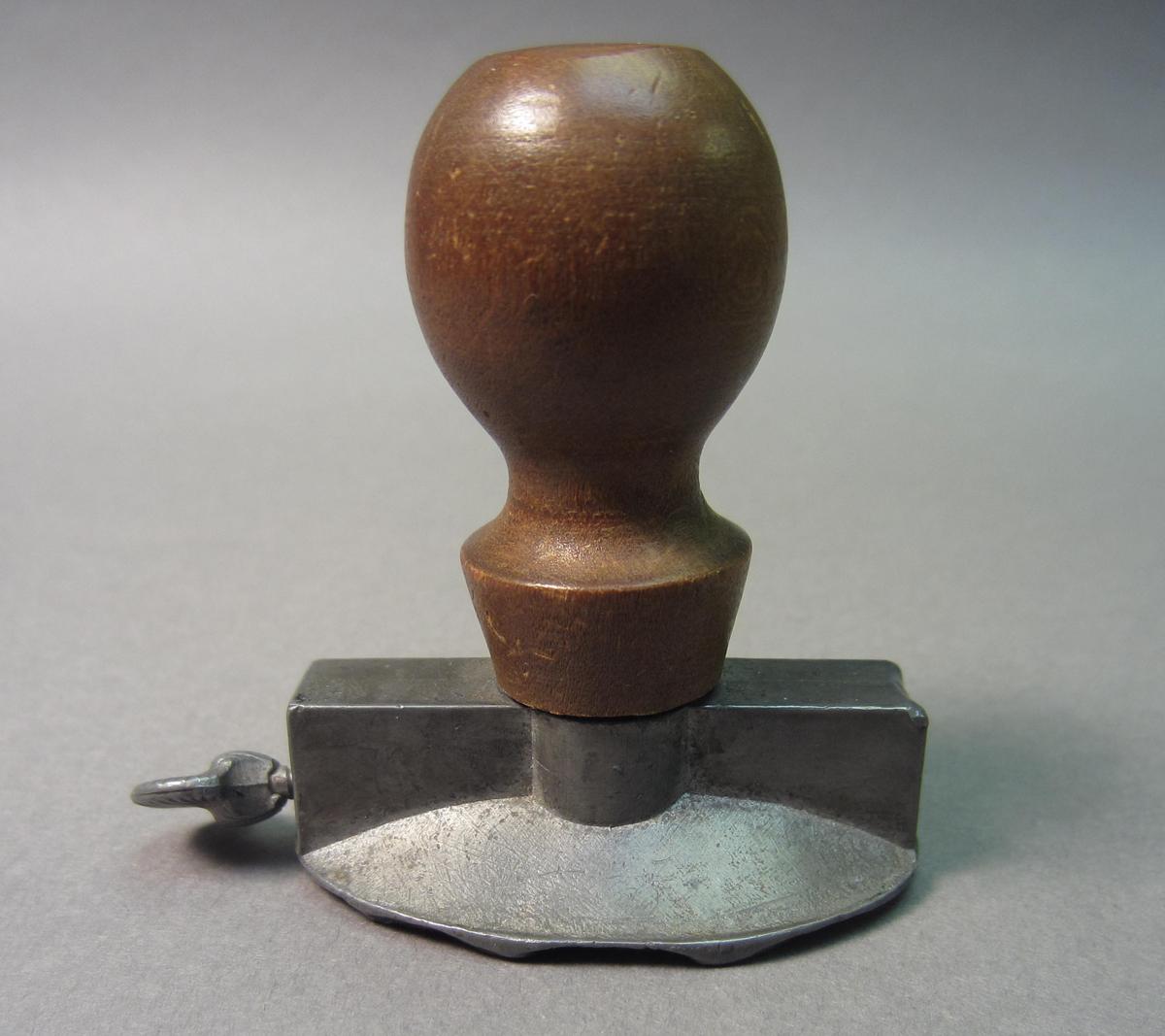1983.0117 A Marking stamp, View 1
