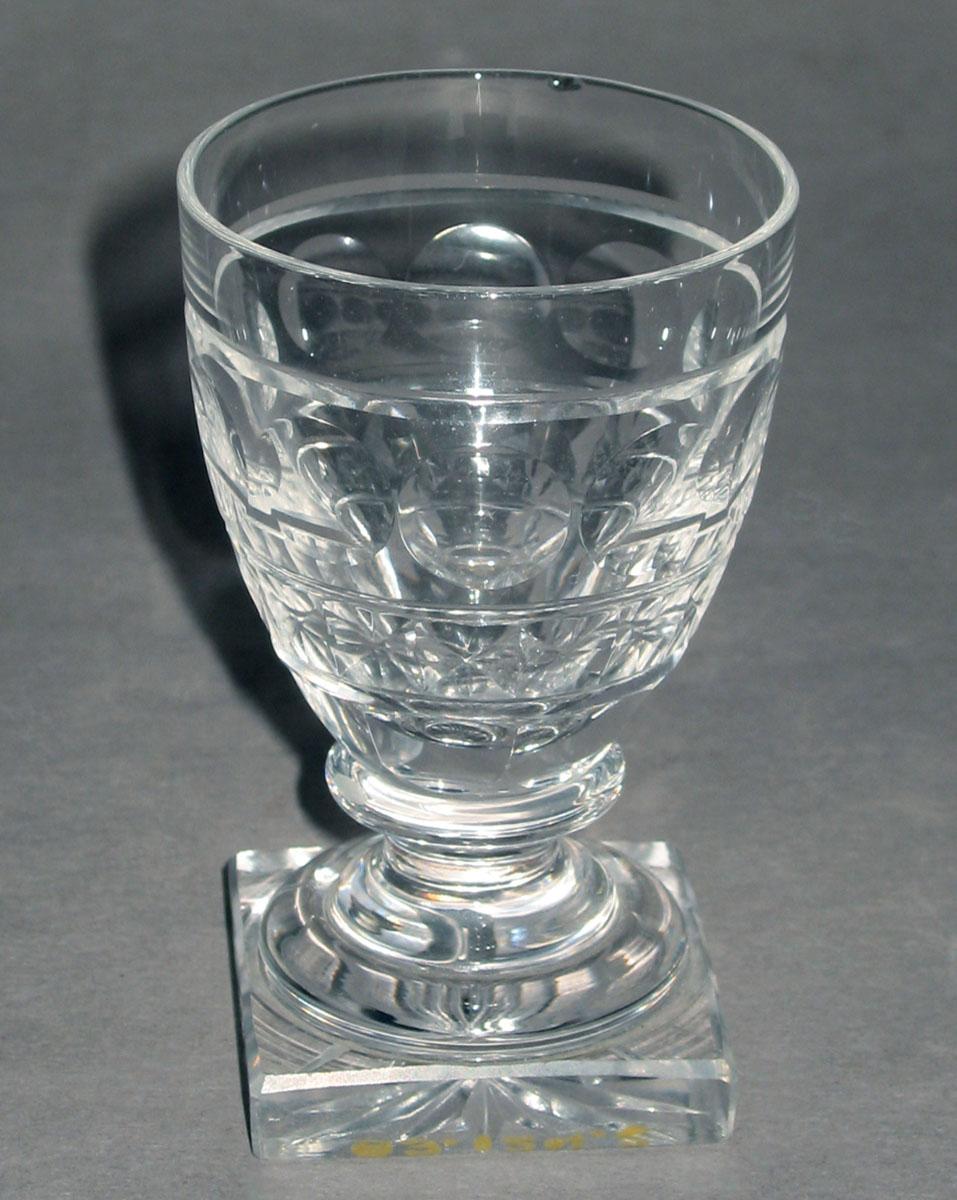 1983.0124.002 Colorless glass cordial glass
