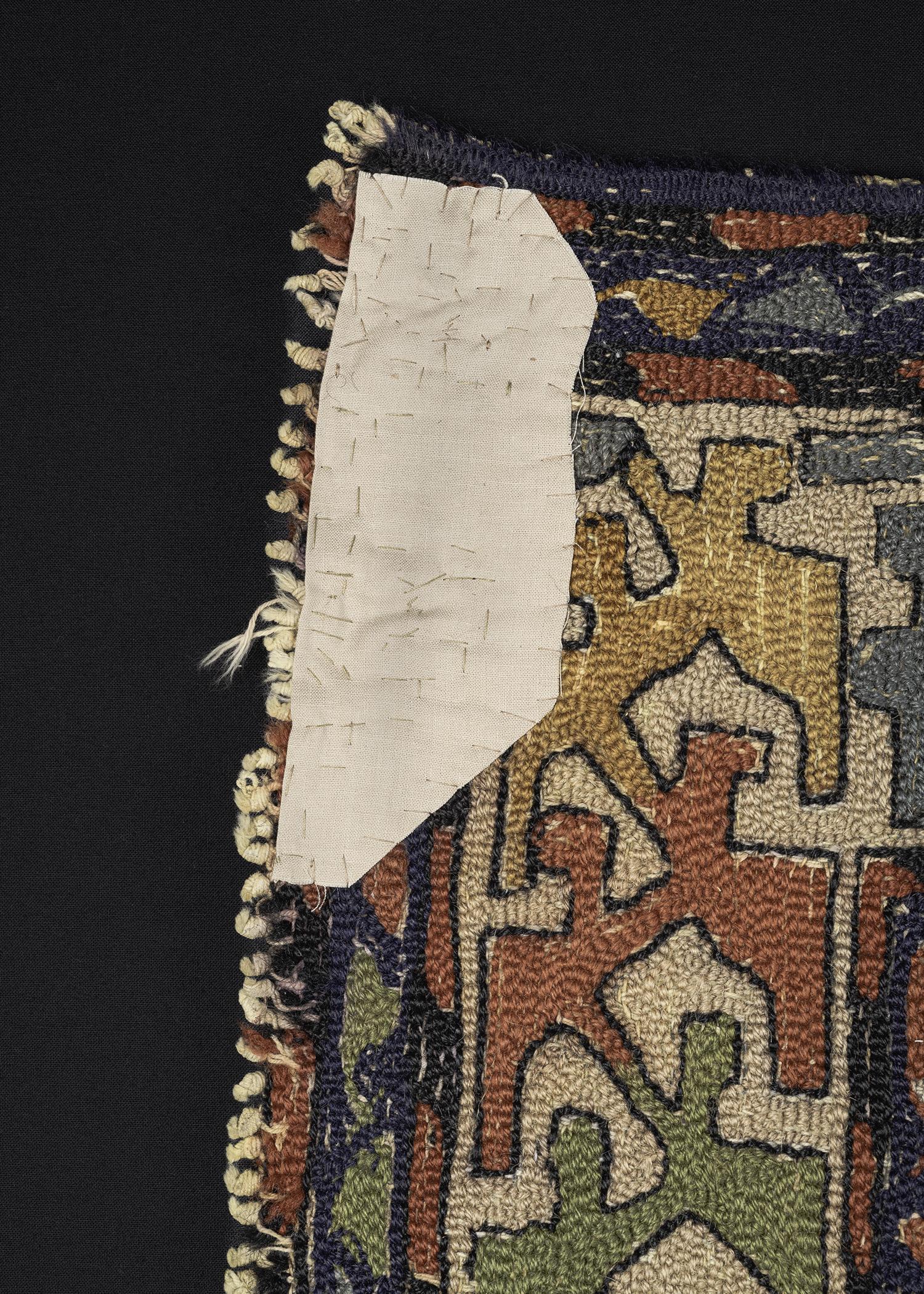1983.0135, Rug, back, detail 3