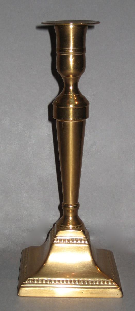 1983.0171.002 Candlestick