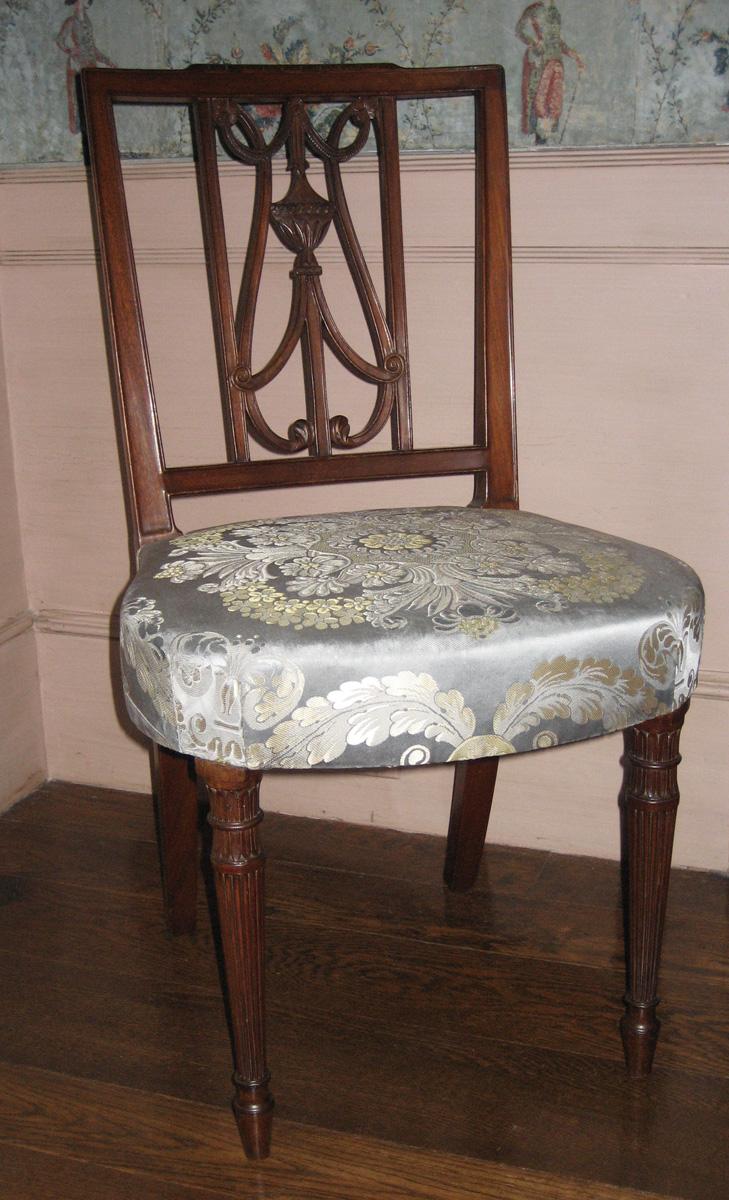 1951.0002.001 Side Chair view 1