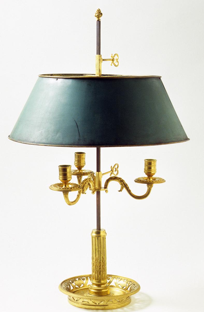 1957.1411 Lamp