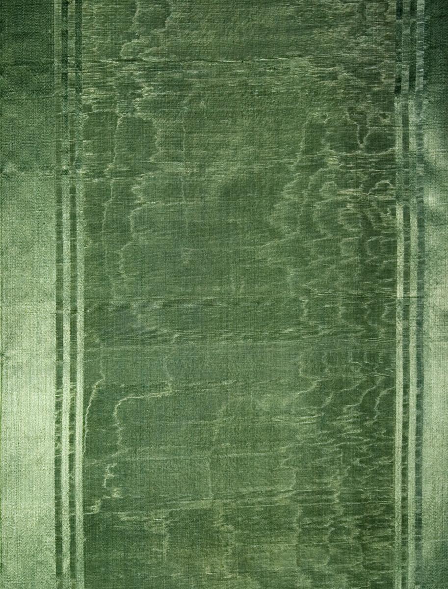 1952.0341.001 A Window Hanging, Side Curtain, Pattern Repeat