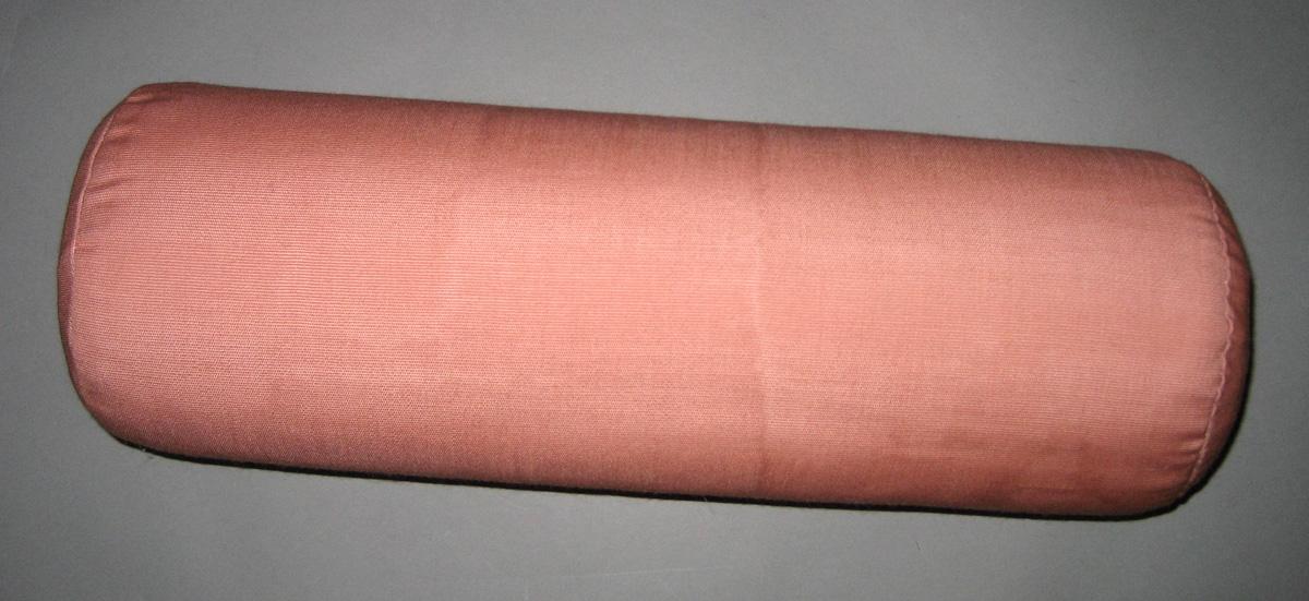 1983.0186 right arm roll
