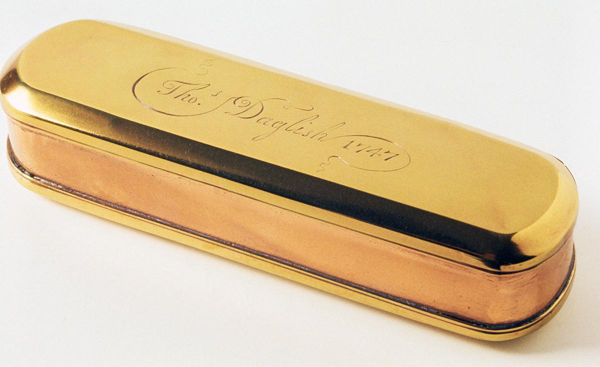1983.0205 Tobacco Box