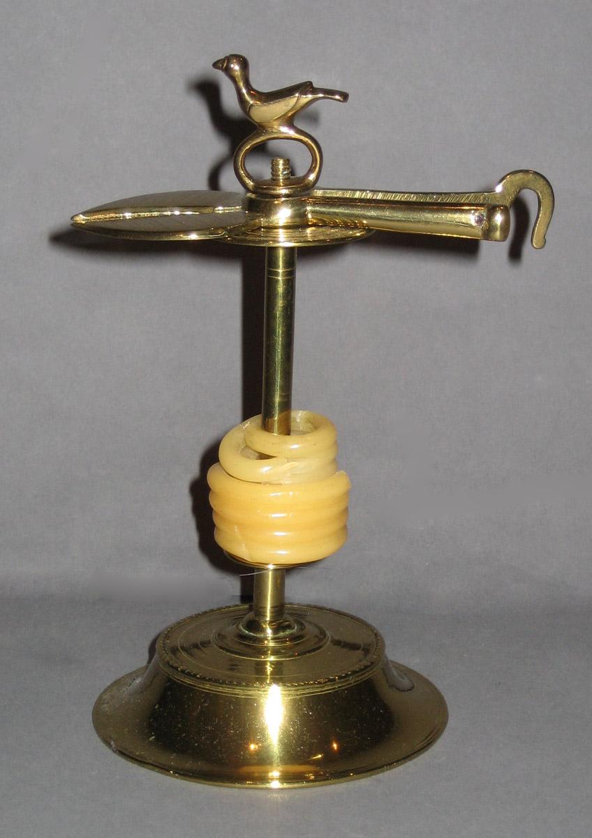 1983.0207 Wax jack