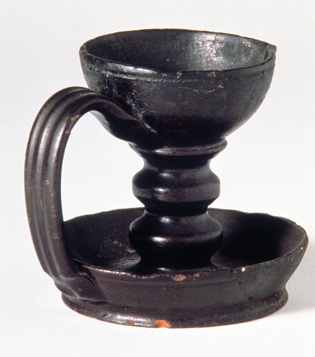 1983.0239 Lamp