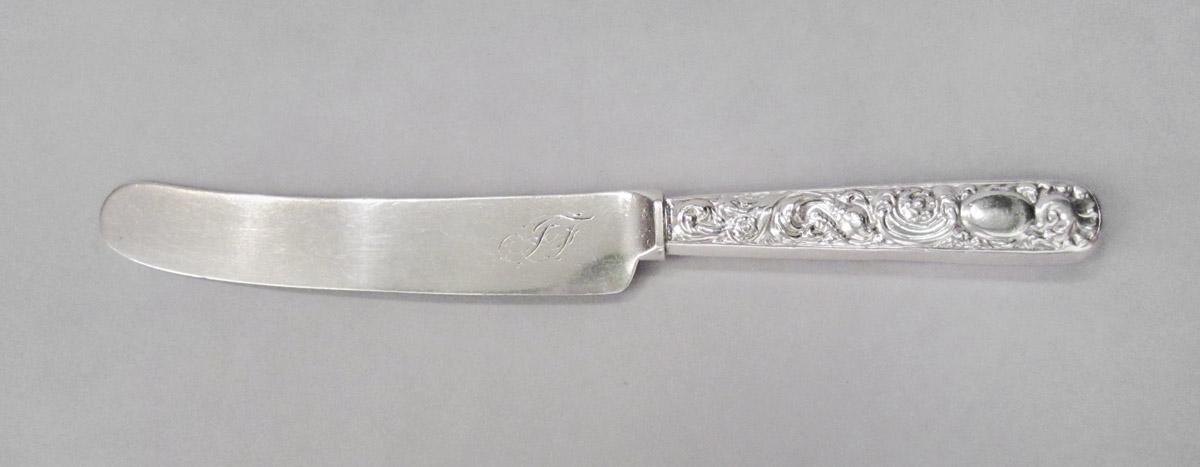 1983.0244.020.004 Knife, upper surface