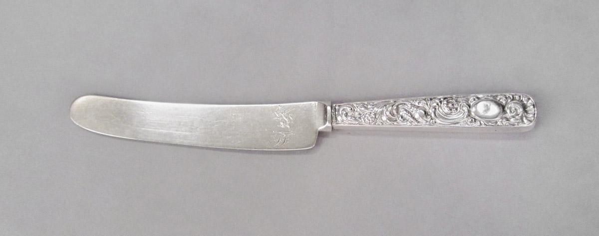 1983.0244.020.006 Knife, upper surface
