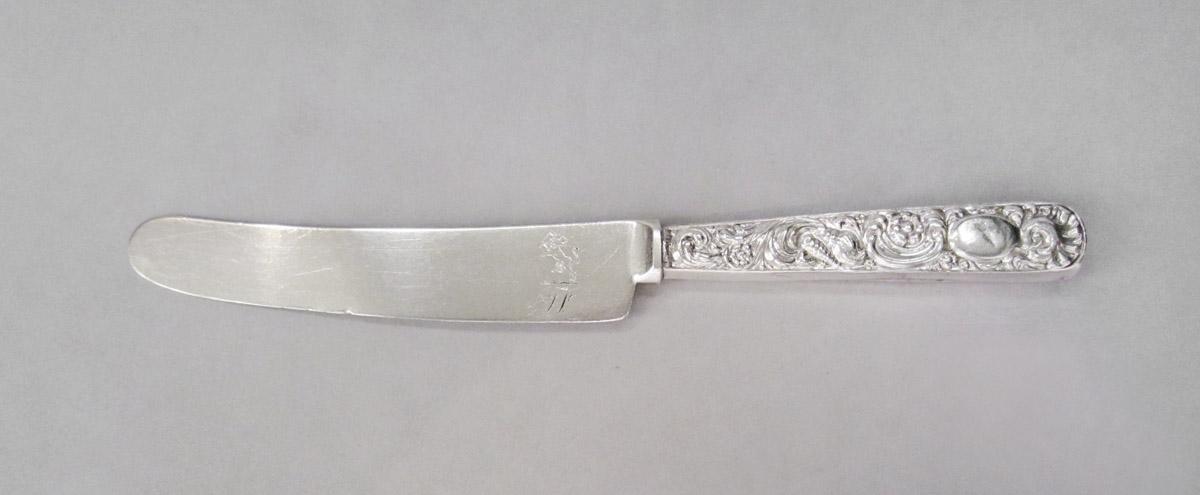 1983.0244.020.007 Knife, upper surface