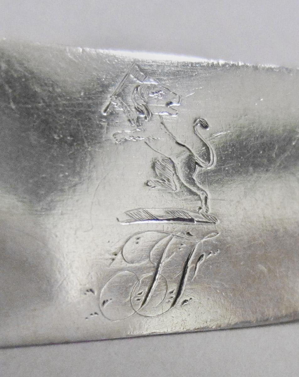 1983.0244.020.007 Knife, engraving